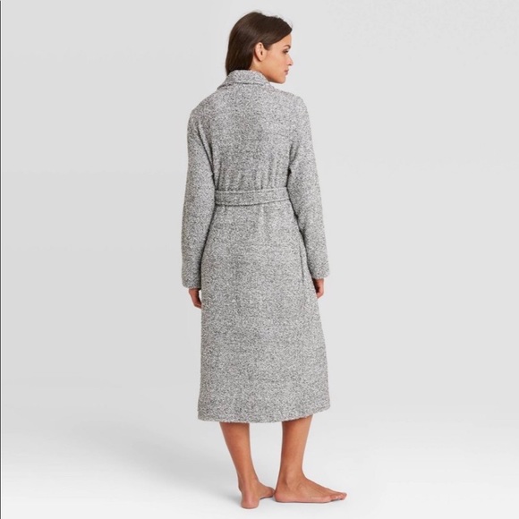 Women’s Cozy Chenille Robe - Picture 2 of 3